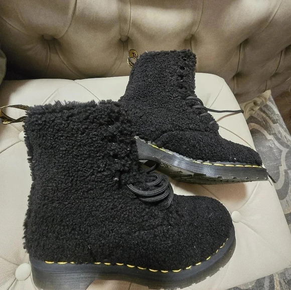 Dr. Martens 1460 Pascal Shearling Faux Womens Girls Boots size 5 - Picture 3 of 8